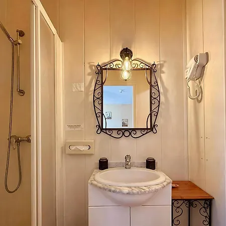 L'orée Des Rêves Et Des Mets 3* Vibraye