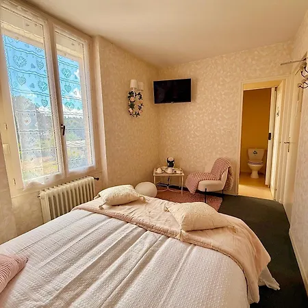 L'orée Des Rêves Et Des Mets Alojamento de Acomodação e Pequeno-almoço 3*