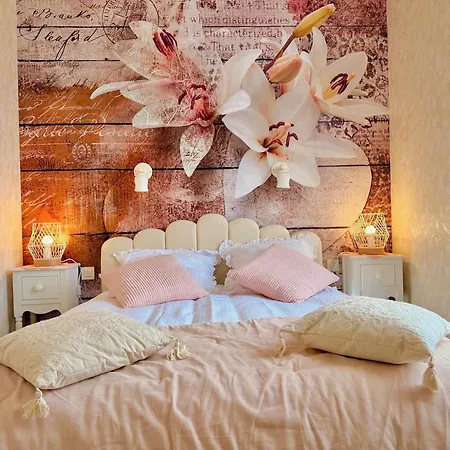 L'orée Des Rêves Et Des Mets Alojamento de Acomodação e Pequeno-almoço Vibraye