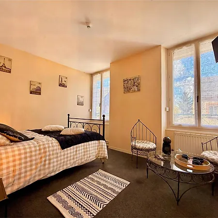 L'orée Des Rêves Et Des Mets Vibraye