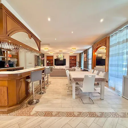 L'orée Des Rêves Et Des Mets Alojamento de Acomodação e Pequeno-almoço