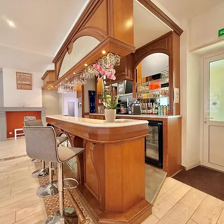 L'orée Des Rêves Et Des Mets Alojamento de Acomodação e Pequeno-almoço 3*