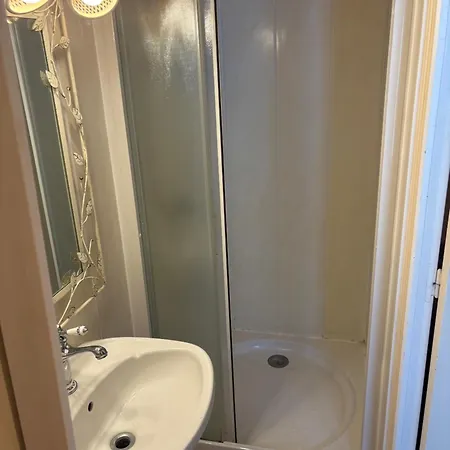 L'orée Des Rêves Et Des Mets Alojamento de Acomodação e Pequeno-almoço 3*