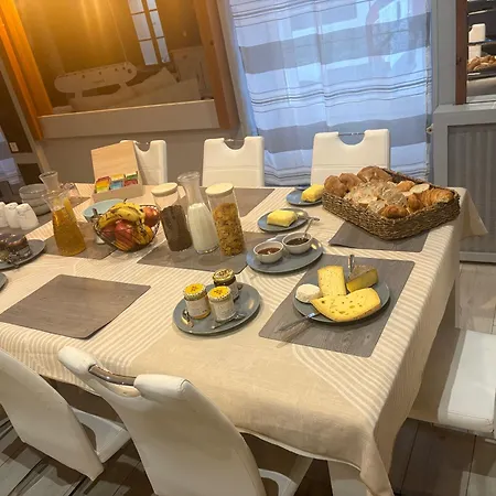 L'oree Des Reves Et Des Mets Bed and Breakfast Vibraye